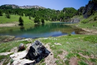 1007061115_lago_neros_small.jpg