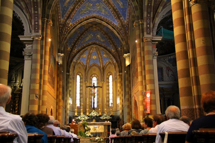 Il Duomo poco prima dell'inizio della Salve