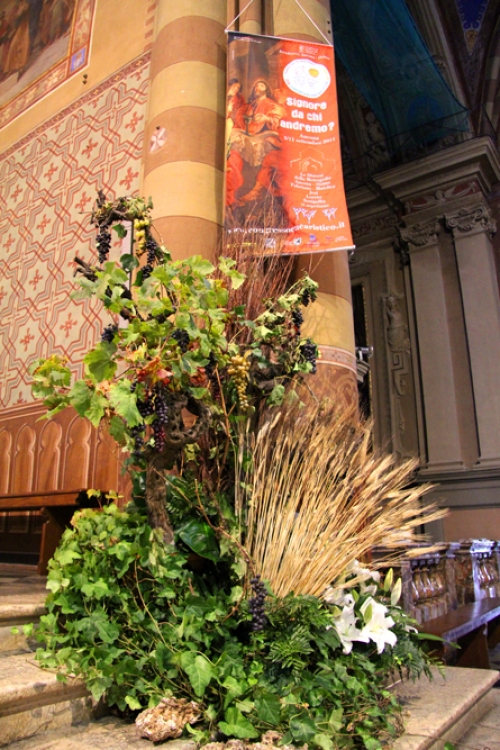 L'altare maggiore (particolari)